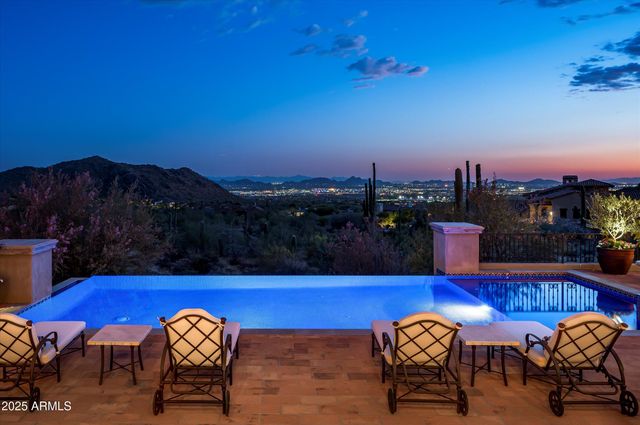 10999 E Whistling Wind Way, Scottsdale, AZ 85255