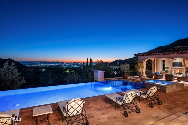 10999 E Whistling Wind Way, Scottsdale, AZ 85255