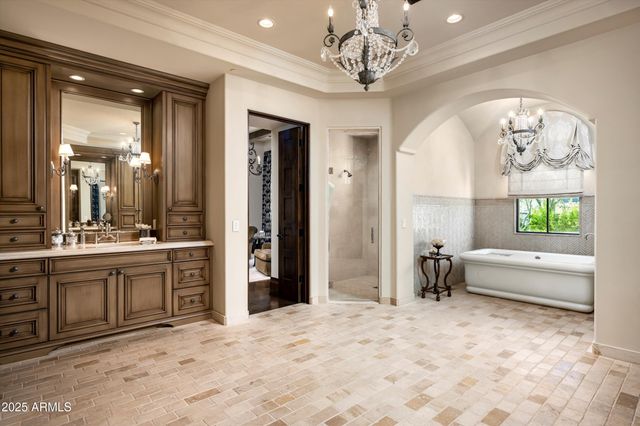 10999 E Whistling Wind Way, Scottsdale, AZ 85255