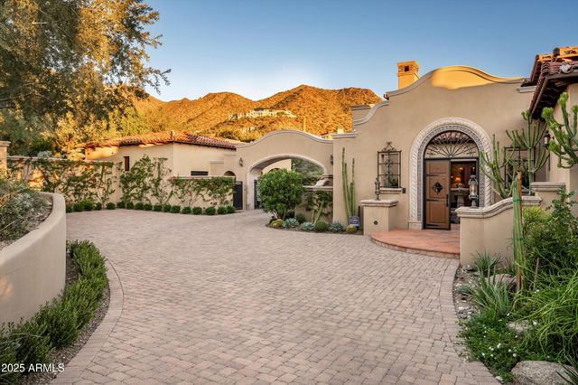 10999 E Whistling Wind Way, Scottsdale, AZ 85255