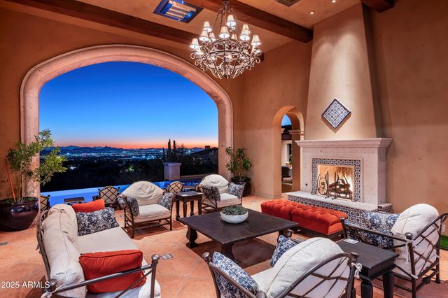 10999 E Whistling Wind Way, Scottsdale, AZ 85255