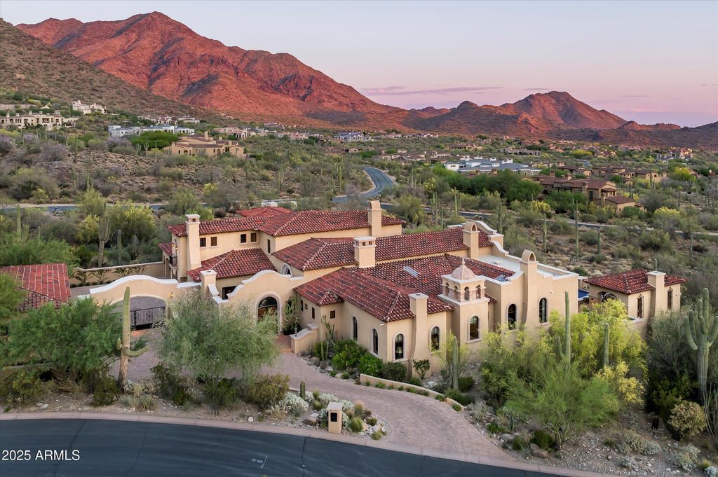 10999 E Whistling Wind Way, Scottsdale, AZ 85255