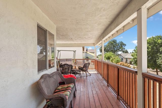 17 Chukar Dr, Wallace, CA 95254