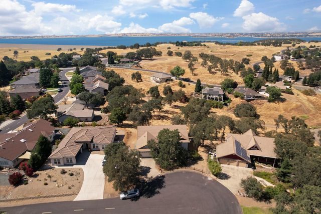 17 Chukar Dr, Wallace, CA 95254