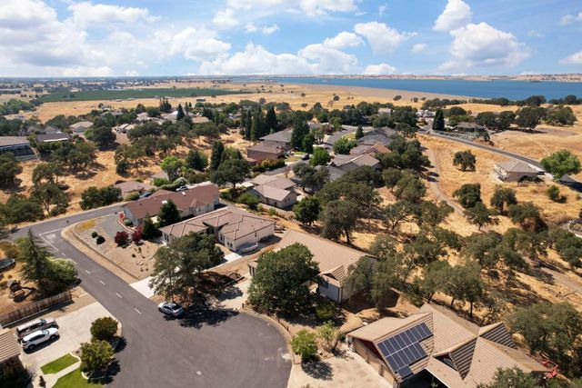 17 Chukar Dr, Wallace, CA 95254