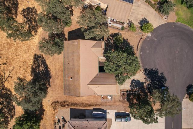 17 Chukar Dr, Wallace, CA 95254