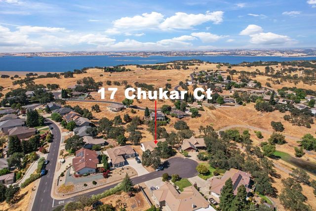 17 Chukar Dr, Wallace, CA 95254