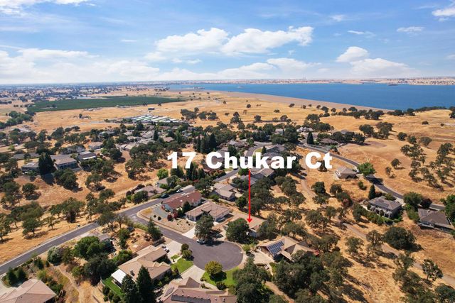 17 Chukar Dr, Wallace, CA 95254