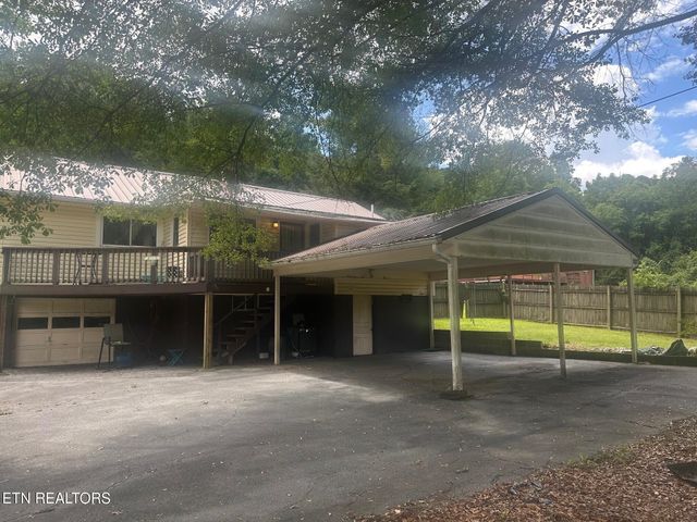 2705 Rifle Range Drive, Knoxville, TN 37918