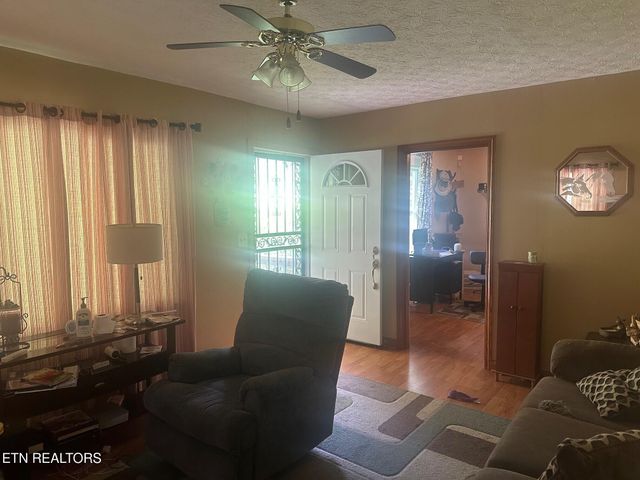 2705 Rifle Range Drive, Knoxville, TN 37918