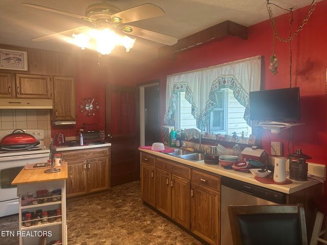 2705 Rifle Range Drive, Knoxville, TN 37918