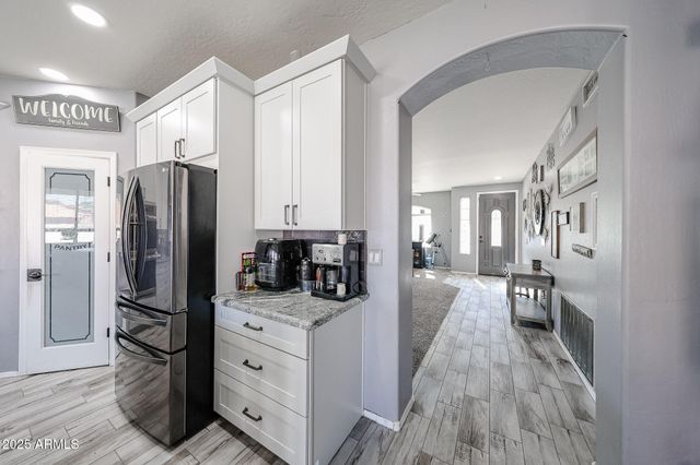 4412 W SUMMERSIDE Road, Laveen, AZ 85339