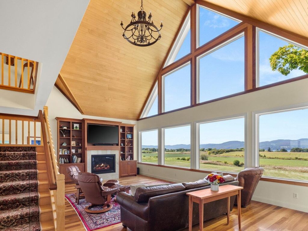 2493 Lake Street, Addison, VT 05491