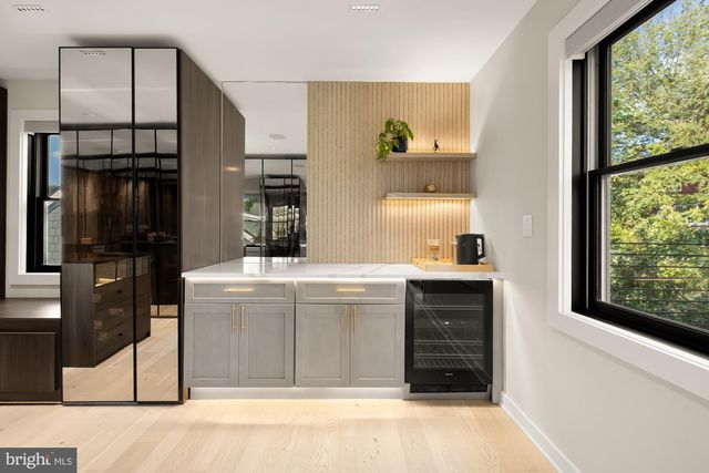 4913 SHERIER PL NW, Washington, DC 20016