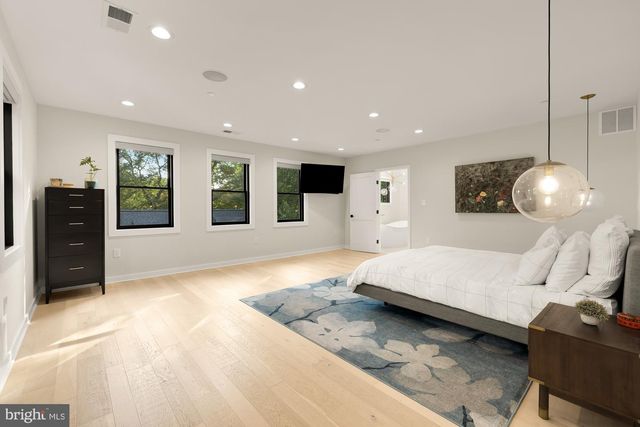 4913 SHERIER PL NW, Washington, DC 20016