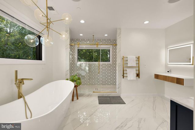 4913 SHERIER PL NW, Washington, DC 20016