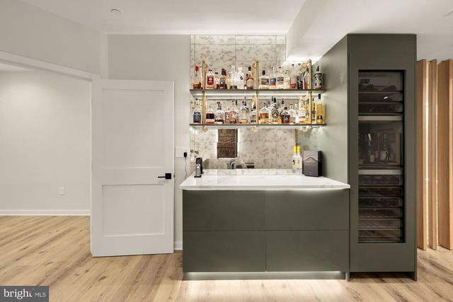 4913 SHERIER PL NW, Washington, DC 20016