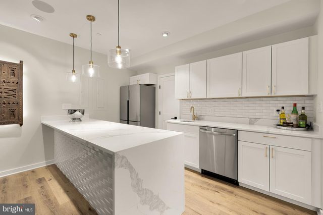 4913 SHERIER PL NW, Washington, DC 20016