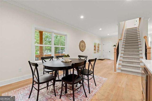 300 Nottingham Drive, Woodstock, GA 30188