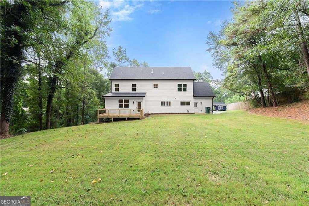 300 Nottingham Drive, Woodstock, GA 30188 — photo 5