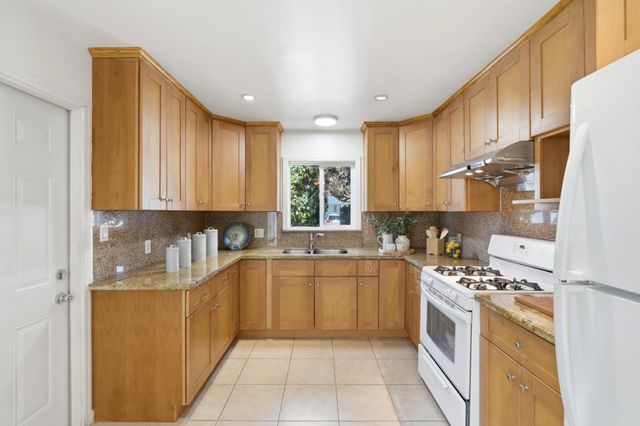 26392 Flamingo Avenue, Hayward, CA 94544