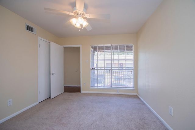 425 Emerson Street 18, Houston, TX 77006