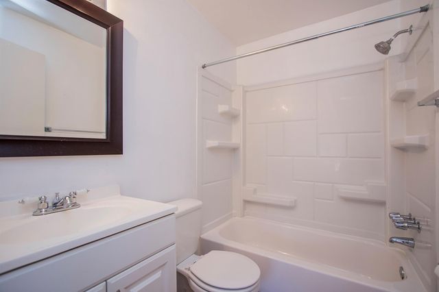 425 Emerson Street 18, Houston, TX 77006