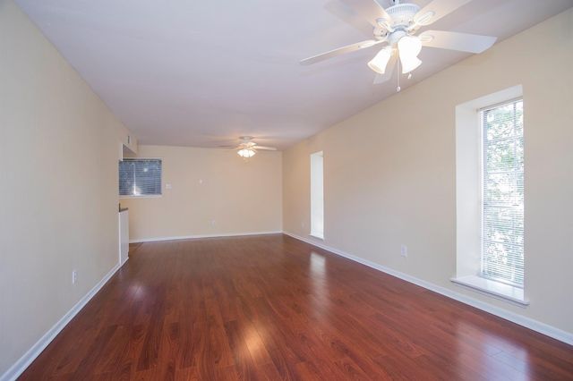 425 Emerson Street 18, Houston, TX 77006