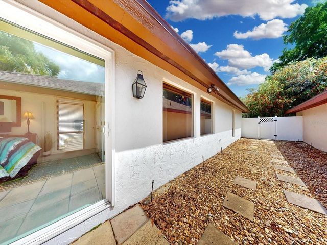 1 ABBEY COURT, Haines City, FL 33844