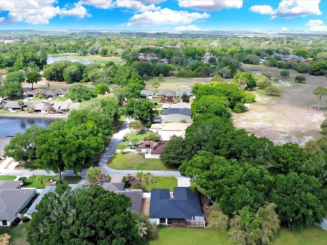 1 ABBEY COURT, Haines City, FL 33844