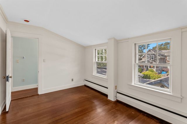 30 Monroe St, Wareham, MA 02532