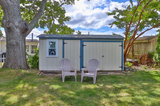 30 Monroe St, Wareham, MA 02532