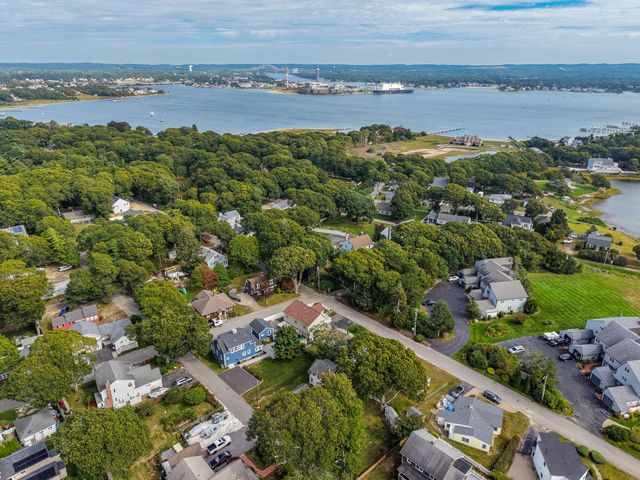 30 Monroe St, Wareham, MA 02532