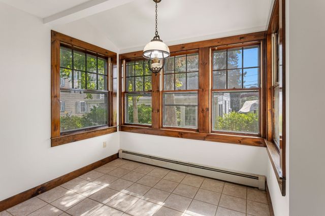 30 Monroe St, Wareham, MA 02532