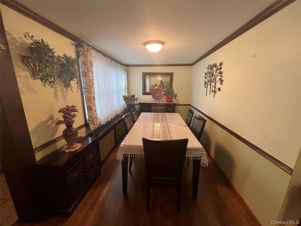 1014 Bonaparte Place, Baldwin, NY 11510 — photo 4