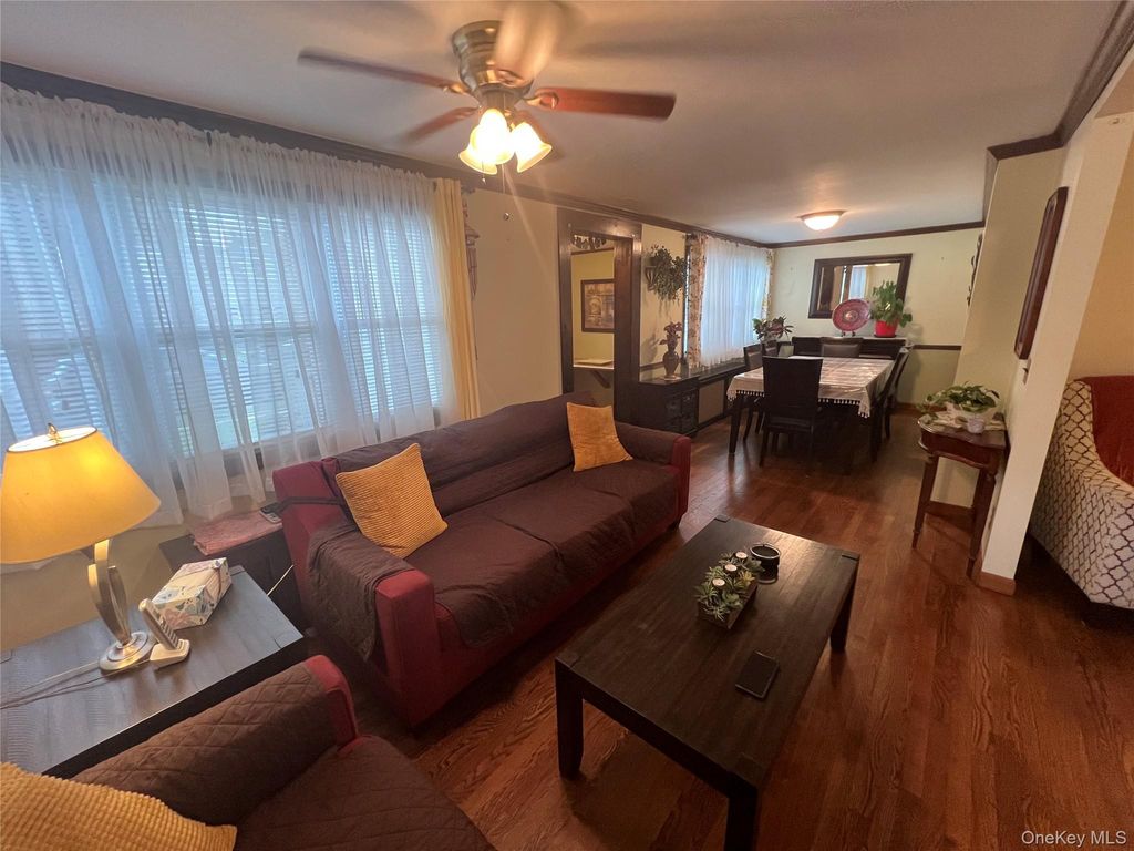 1014 Bonaparte Place, Baldwin, NY 11510 — photo 5