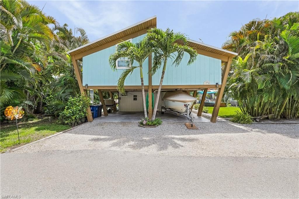 16186 Antigua WAY, BOKEELIA, FL 33922 — photo 2