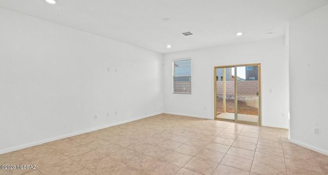 7093 W Muirwood Lane, Tucson, AZ 85757