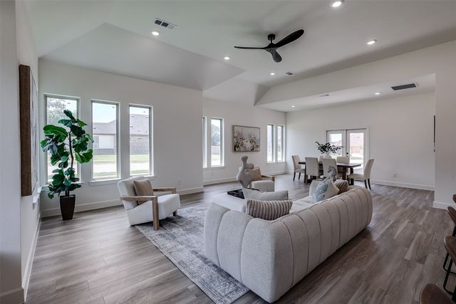 1208 Oak Harbor Boulevard, Azle, TX 76020