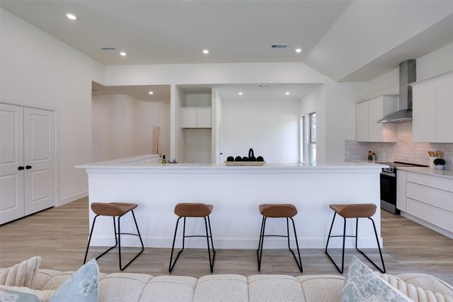 1208 Oak Harbor Boulevard, Azle, TX 76020