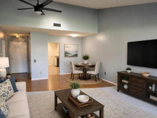 4110 Village 4, Camarillo, CA 93012