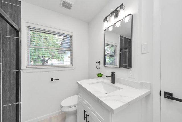 9610 Westview Drive, Houston, TX 77055