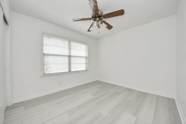 9610 Westview Drive, Houston, TX 77055
