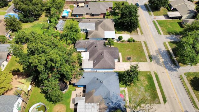9610 Westview Drive, Houston, TX 77055