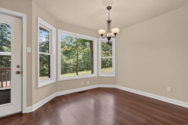 5 Culebra Pl, Hot Springs Village, AR 71909