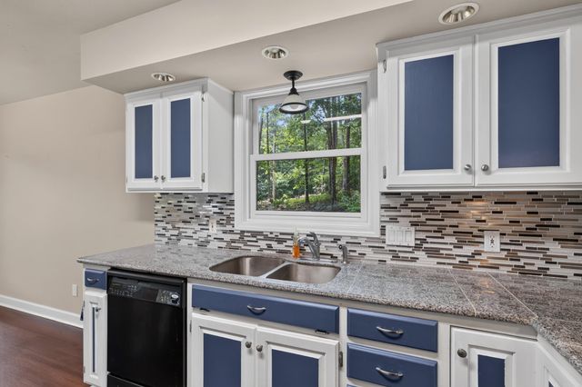 5 Culebra Pl, Hot Springs Village, AR 71909