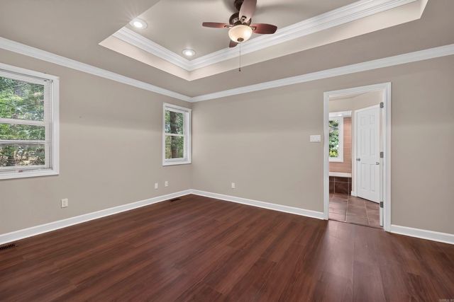 5 Culebra Pl, Hot Springs Village, AR 71909