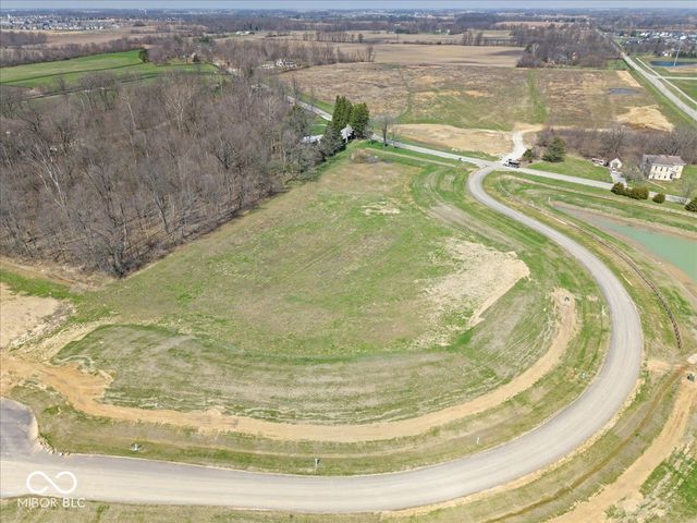 4852 Homestead Court, Zionsville, IN 46077