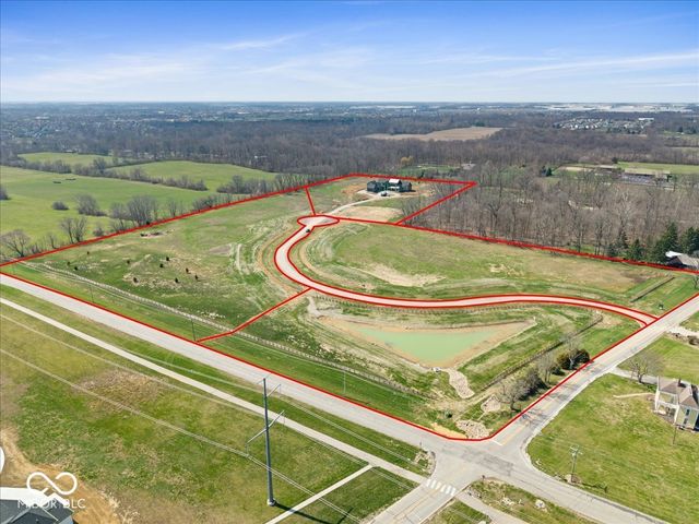 4852 Homestead Court, Zionsville, IN 46077