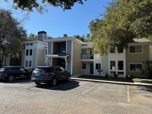 272 Alexandra Drive 2, Mount Pleasant, SC 29464